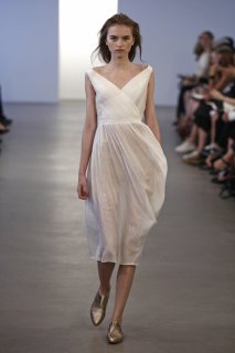 calvin-klein-collection-w-resort-2010-nyc-060309-ph_lecca,dan-look-20.jpg