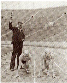 mary carlisle & joan marsh photosuite2 1931 on yr mark screen dreams my scan.jpg