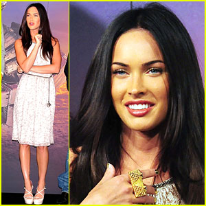 megan-fox-transformers-tokyo-press.jpg