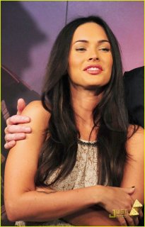 megan-fox-transformers-tokyo-press-06.jpg