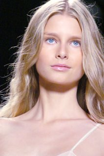 Chloe - Upclose Hana.jpg