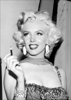 Marilyn_Monroe_438.jpg