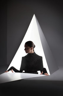 Bruno Pieters AW 0910 campaign 3.PNG