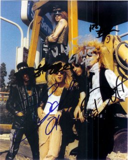 gunsnroses_slash_axel_Gun_478f058cc8df3.jpg