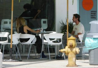 09.jpg