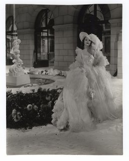 Dolores Del Rio MADAME DUBARRY 1934 (00).jpg