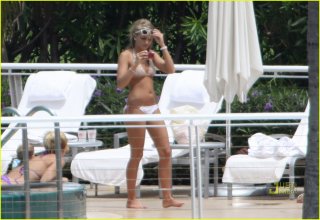 spears-family-vacation-miami-10.jpg