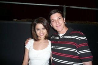 selenagomezfan_com-wowptaping-0001.jpg