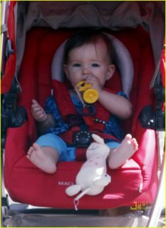 jennifer-garner-seraphina-stroll-12.jpg jennifer-garner-seraphina-stroll-12.jpg