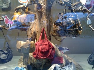 jerome dreyfuss vitrine 2.jpg