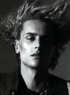 NUMERO_HOMME_200909_092.jpg