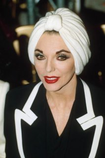 Joan-Collins-style-icon-J-009.jpg