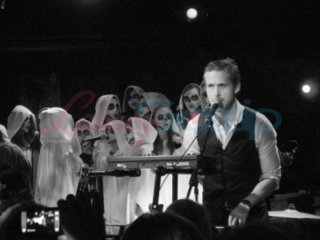 gosling concert 16oct09 01.jpg