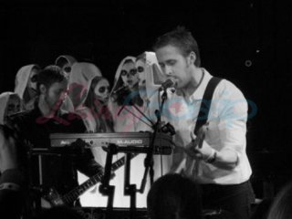 gosling concert 16oct09 04.jpg