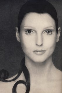 american_vogue_september15th_1970__turilazzi.jpg