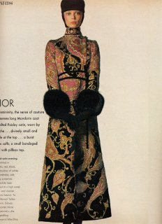 american_vogue_september15th_1970__penn7.jpg
