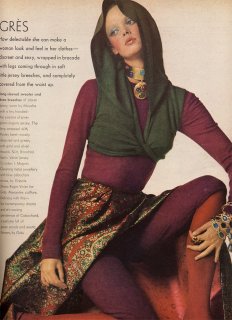 american_vogue_september15th_1970__penn8.jpg