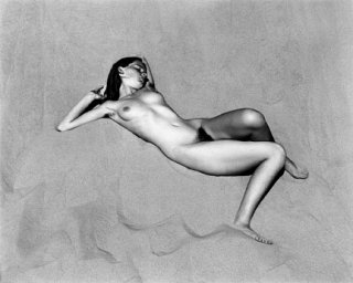 Edward Weston Nude Oceana 1936.jpg