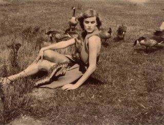 Marie Claire IT Nov 2009 Wendy Bevan 13.jpg