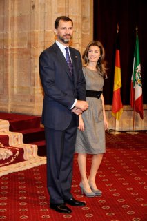 Spain+Prince+Felipe+Princess+Letizia+Audience+cSe4_VmWbYGl.jpg