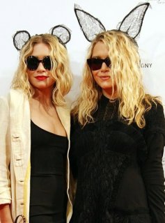 marykateashleyolsenmaisonmichellaceears2.jpg