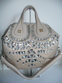 Givenchy 2010 008.jpg