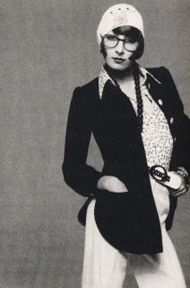 american_vogue_january_1973__angelica_huston__avedon3.jpg
