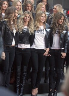 Victoria+Secret+Supermodels+Take+Over+Times+G8IZlpidmwvl.jpg