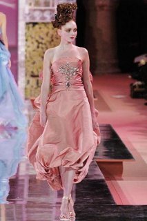 Christian Lacroix - springsummer 2005 Couture 02.jpg