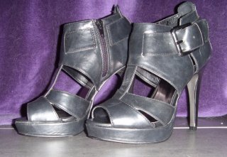 catwalkshoes4.jpg