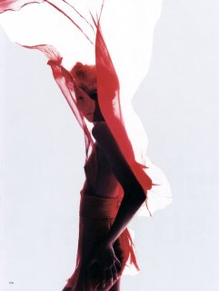 2000m04-vo-uk-knight-02.jpg