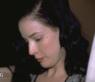 dita no make up 2.jpg