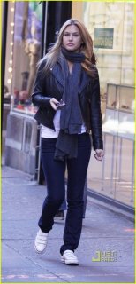 bar-refaeli-lure-restaurant-03.jpg