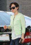 89472_Christina_Ricci_At_a_Gas_Station_Los_Angeles_09_122_357lo.jpg
