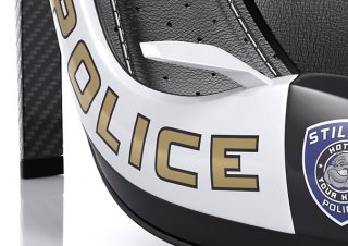 3dstilettopolice02.jpg