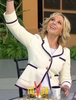 elisabeth-hasselbeck-and-smythe-yachting-wool-blazer-gallery.jpeg