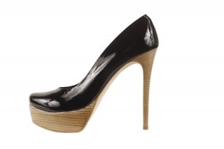 black-patent-walter-steiger.jpg