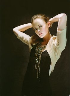 Alexis Bledel - meanmay0519pp.jpg