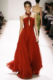 Monique Lhuillier fw 05 3 Imai.jpg