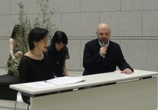 chalayan_reception_3-thumb-600x420-25420.jpg