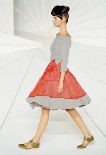 Hussein Chalayan's circle dress, Sadlers Wells, London Spring Summer 2001.jpg