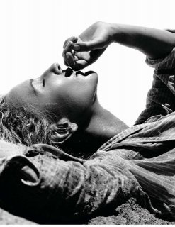 ellen3359127.jpg ellen3359127.jpg