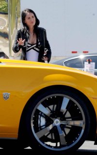 megan-fox-050210-5.JPG