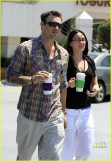 megan-fox-coffee-bean-bliss-01.JPG