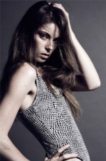 spfw-out-inv-2010-hugo-toni-oi-moda-ensaio-everywhere-and-allover-11-600x409.jpg