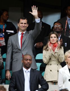 Prince+Felipe+Pricess+Letizia+cheer+Spain+N1QiGO3F3F1l.jpg