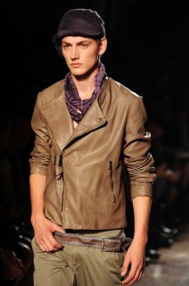 John+Varvatos+Milan+Fashion+Week+Menswear+YEKarNk-ezbl.jpg