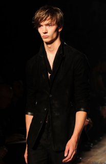 John+Varvatos+Milan+Fashion+Week+Menswear+_qbw5H9WWFYl.jpg