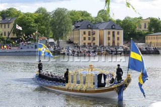 royal barge.jpg