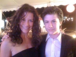 dylan-minnette-and-evangeline-lilly-gallery.jpg